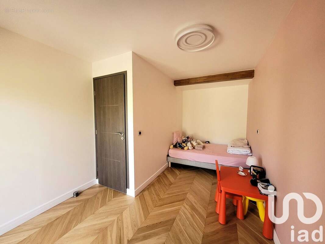 Photo 8 - Maison à ROCHEFORT-EN-YVELINES