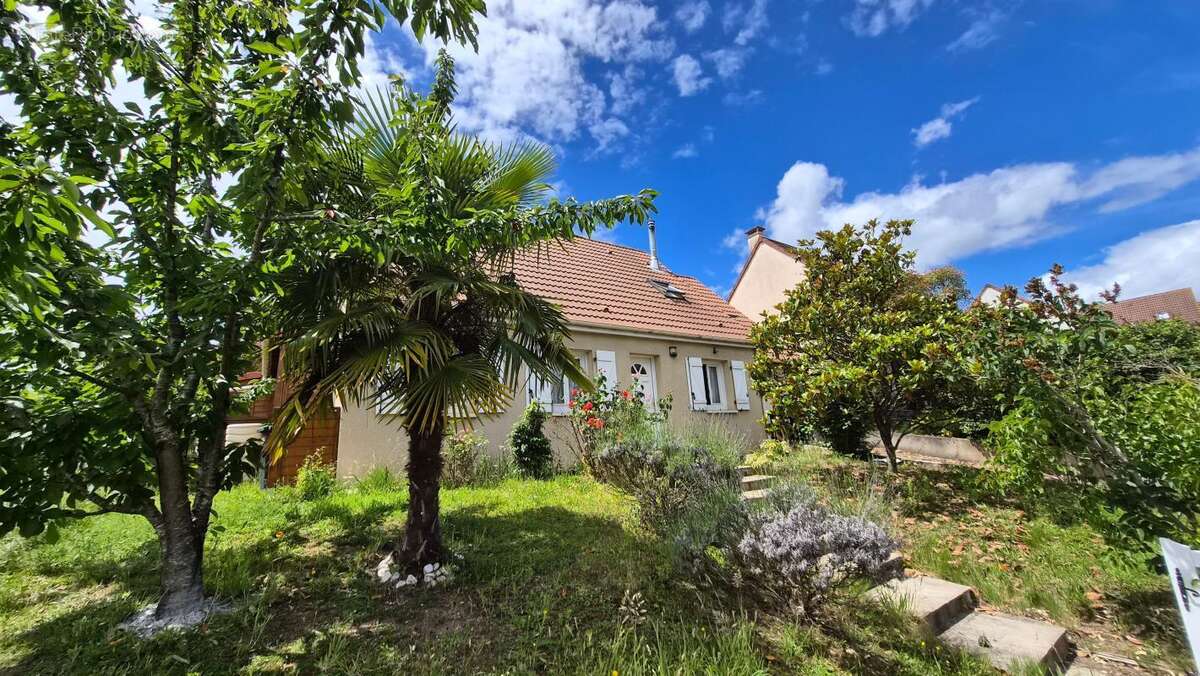 Maison à LEUVILLE-SUR-ORGE