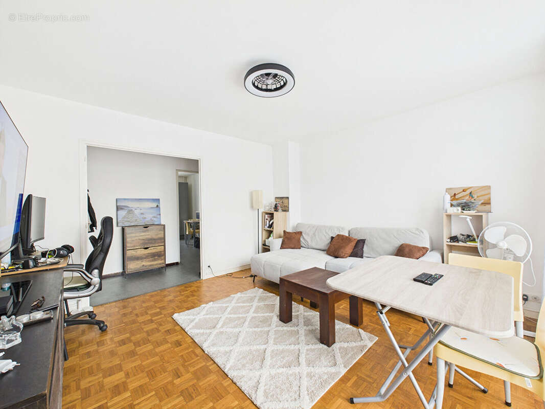 Appartement à BOURG-LES-VALENCE