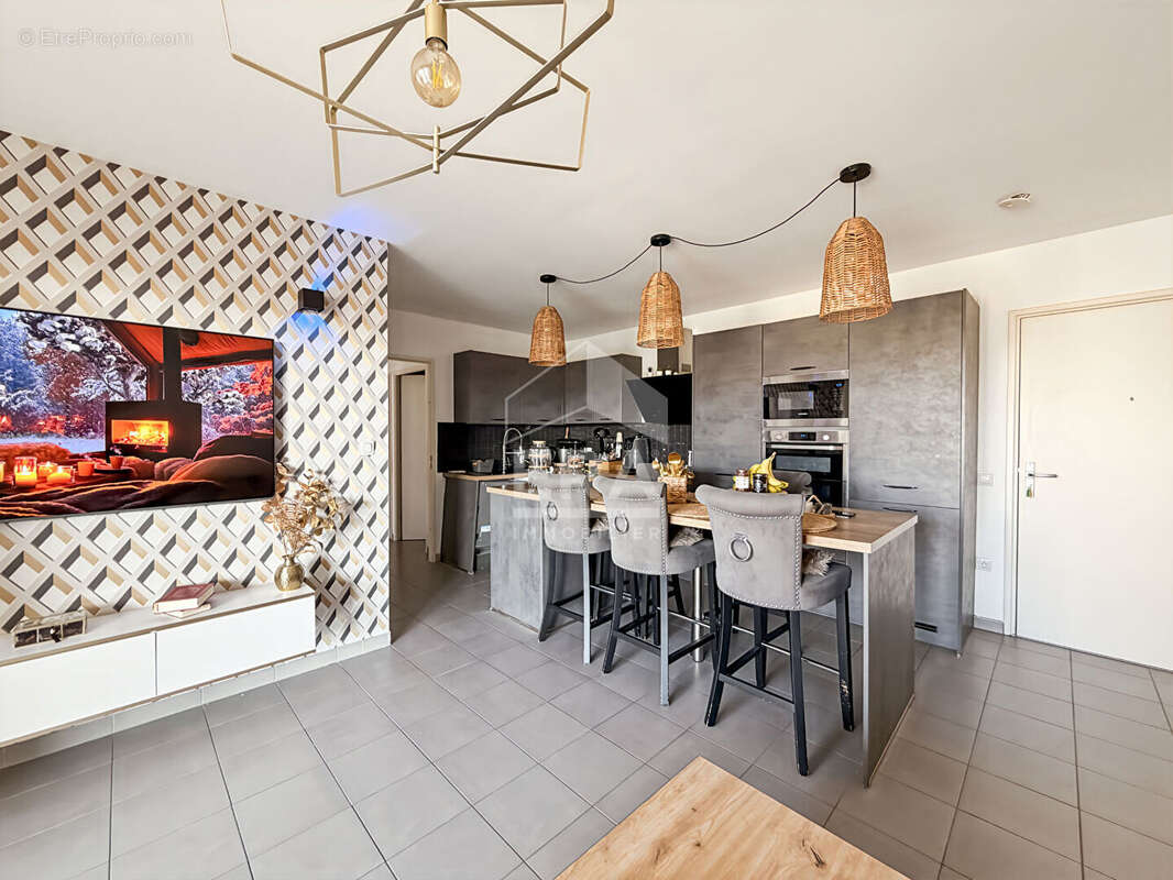 Appartement à MARSEILLE-10E