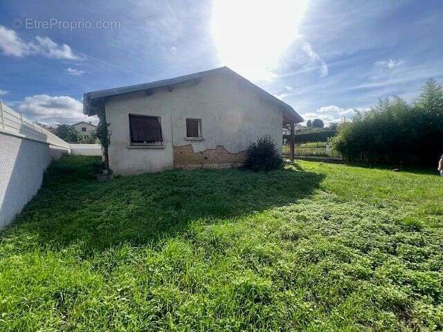 Maison à CAILLOUX-SUR-FONTAINES