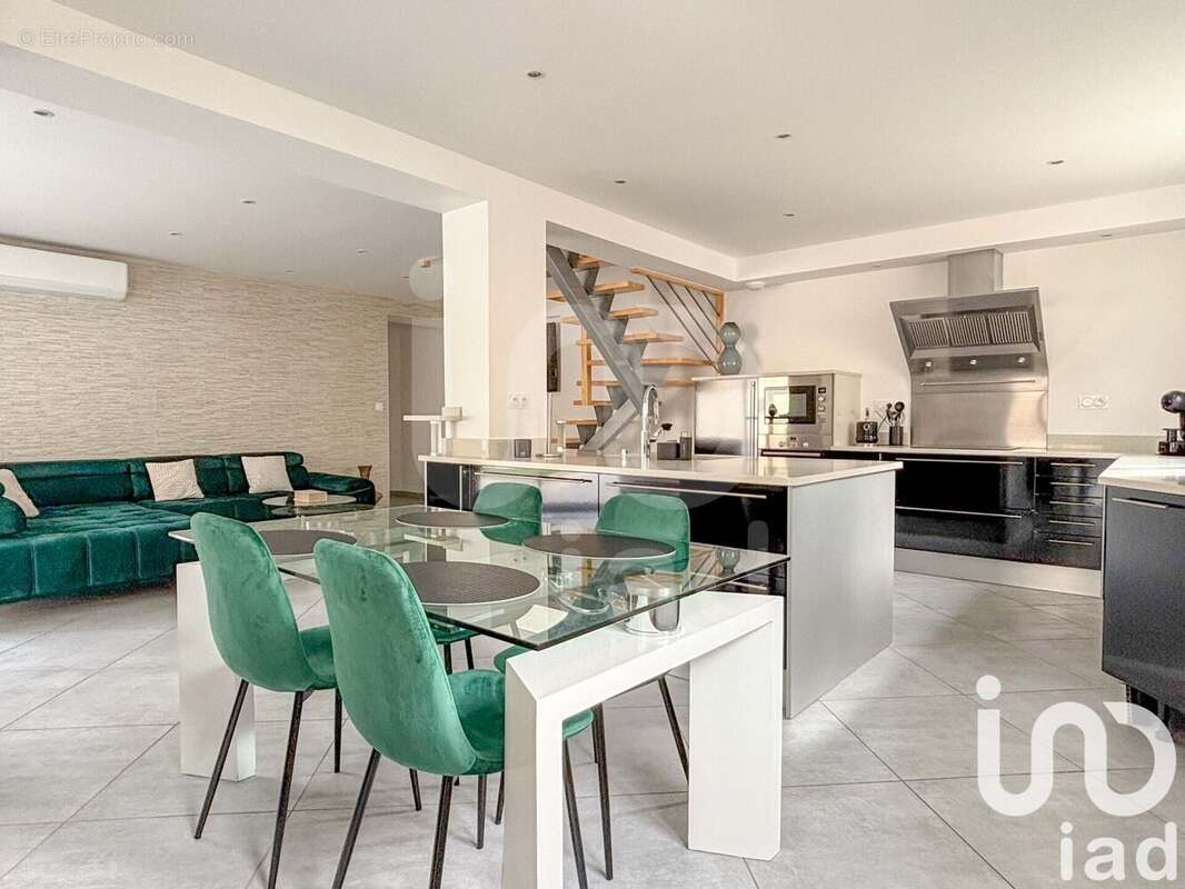 Maison 139 m² à Montlucon  - photo 6