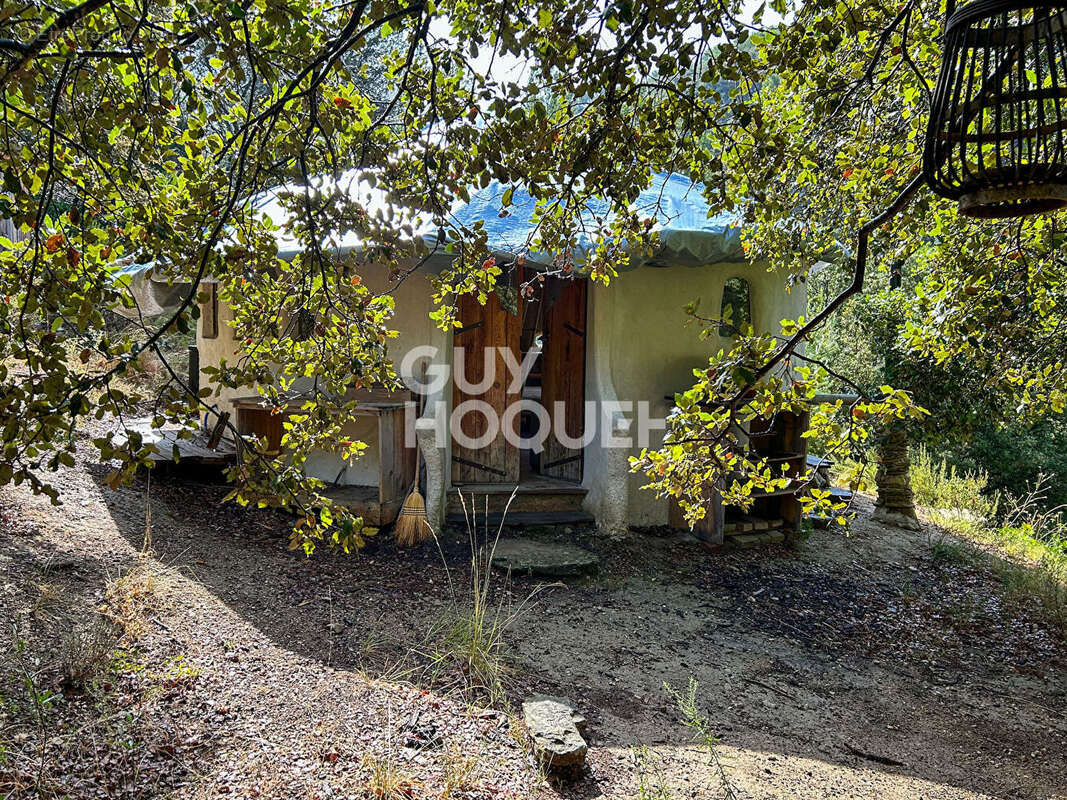 Maison à L'ISLE-SUR-LA-SORGUE