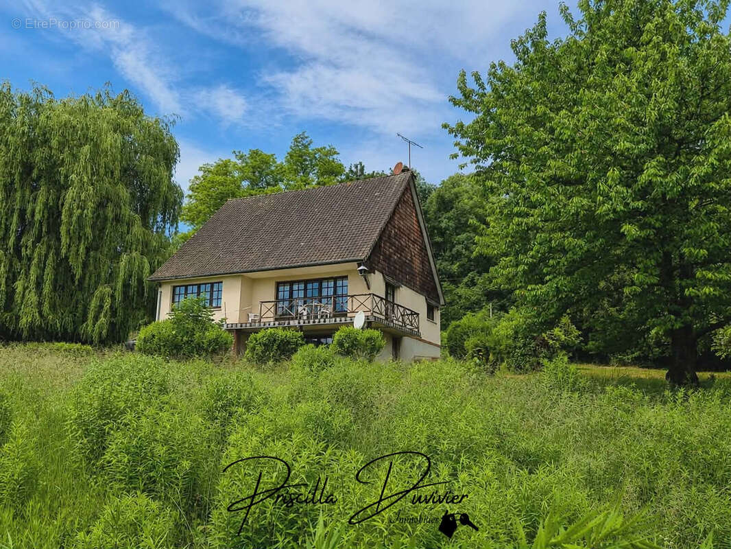 Maison à CIRES-LES-MELLO