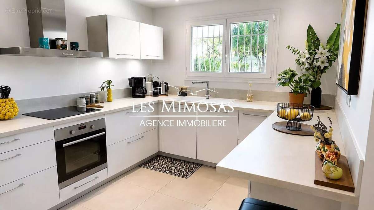 Maison à SAINT-RAPHAEL