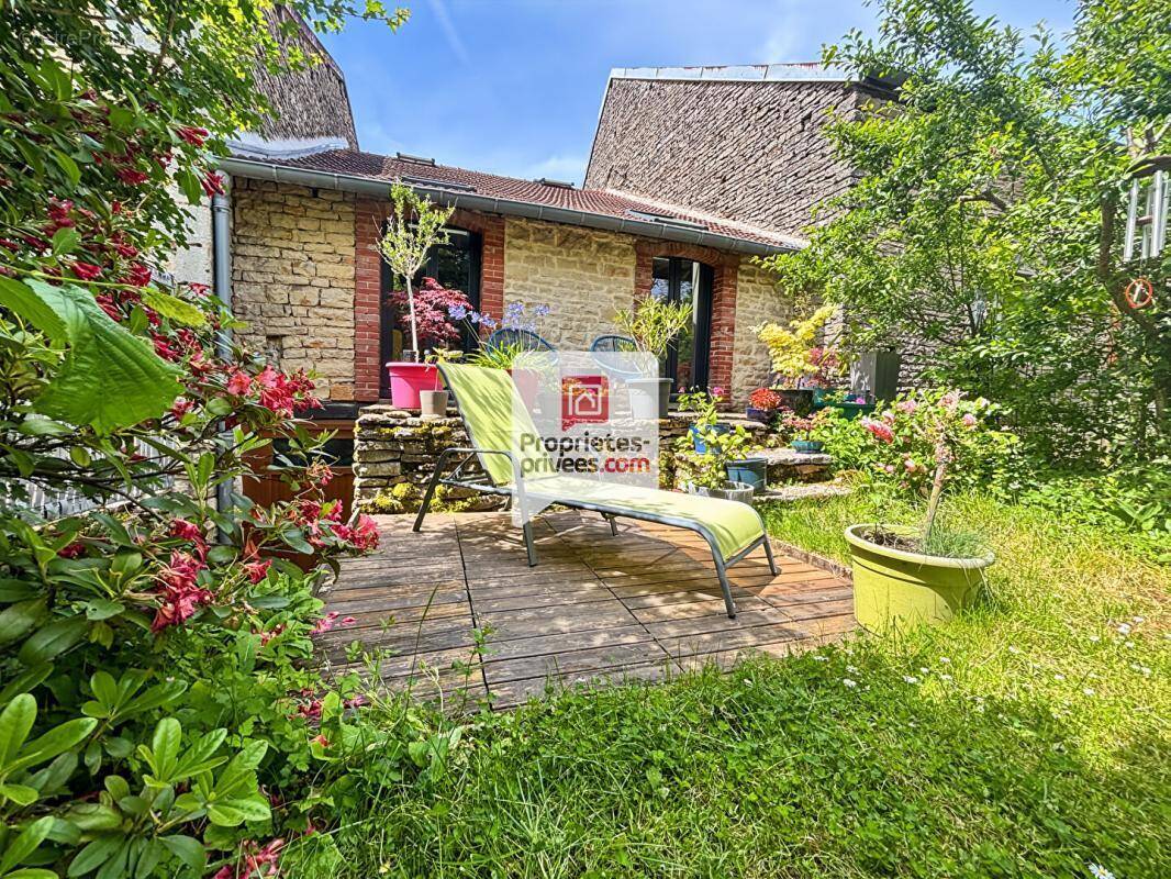 Maison à SELONGEY