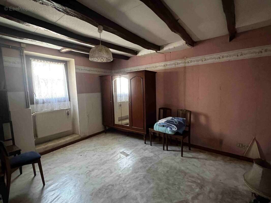 Maison 94 m² à Availles-Limouzine  - photo 9