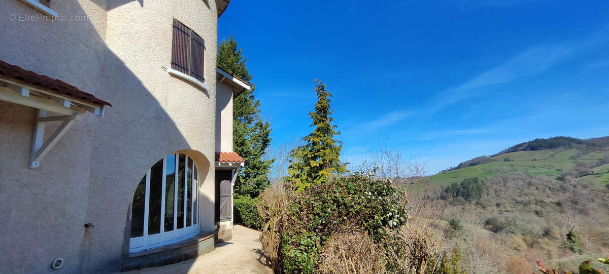 Maison à SAINTE-FOY-L'ARGENTIERE
