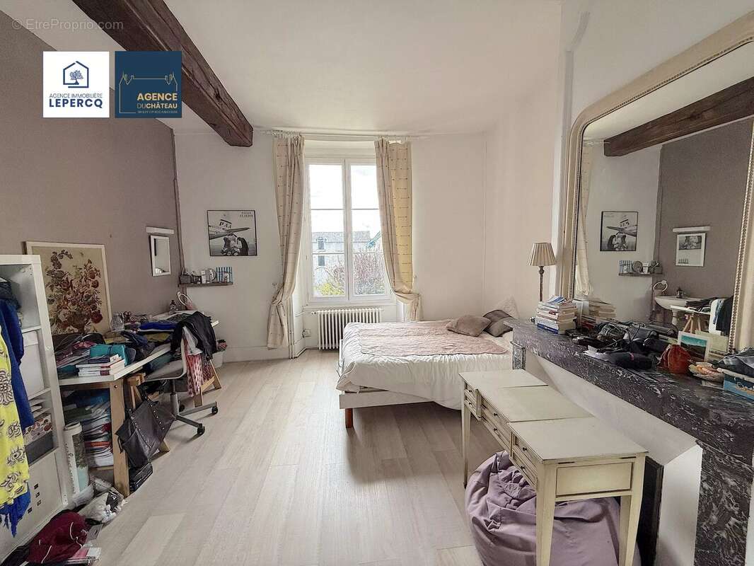 Maison à NANTEUIL-LE-HAUDOUIN