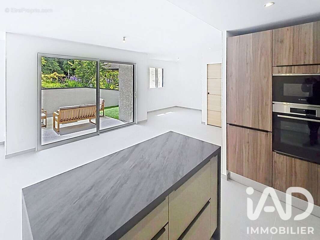 Maison 135 m² à Lancrans  - photo 5
