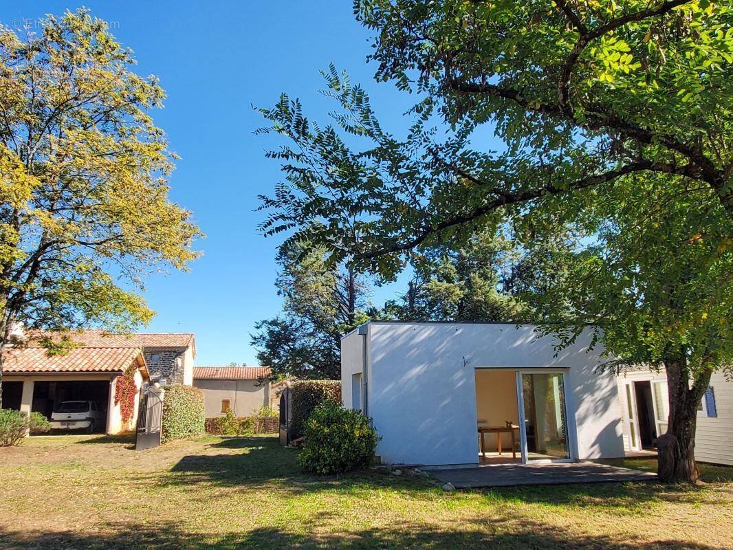 Maison à LAURAC-EN-VIVARAIS
