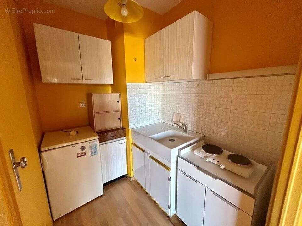 Appartement à GREOUX-LES-BAINS