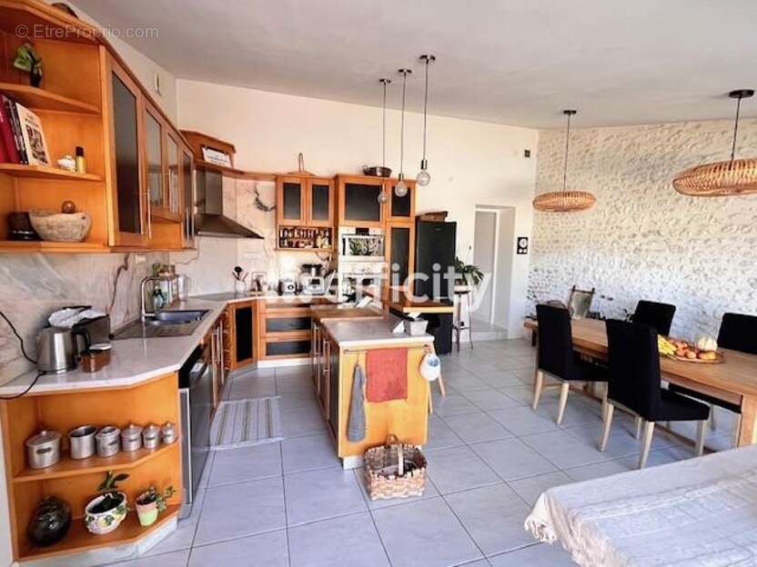 Maison à ARCES