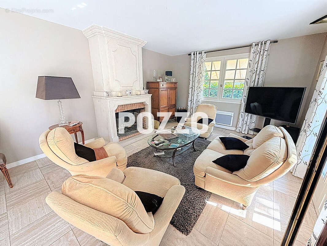 Maison à SAINT-PLANCHERS