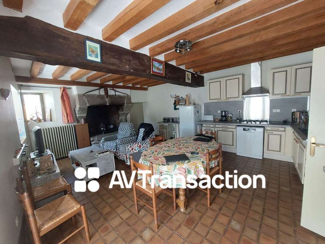 Maison à ARGENTRE