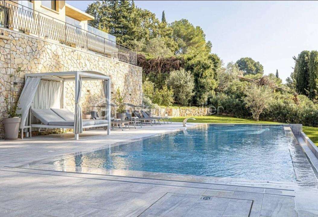 Maison à MOUGINS