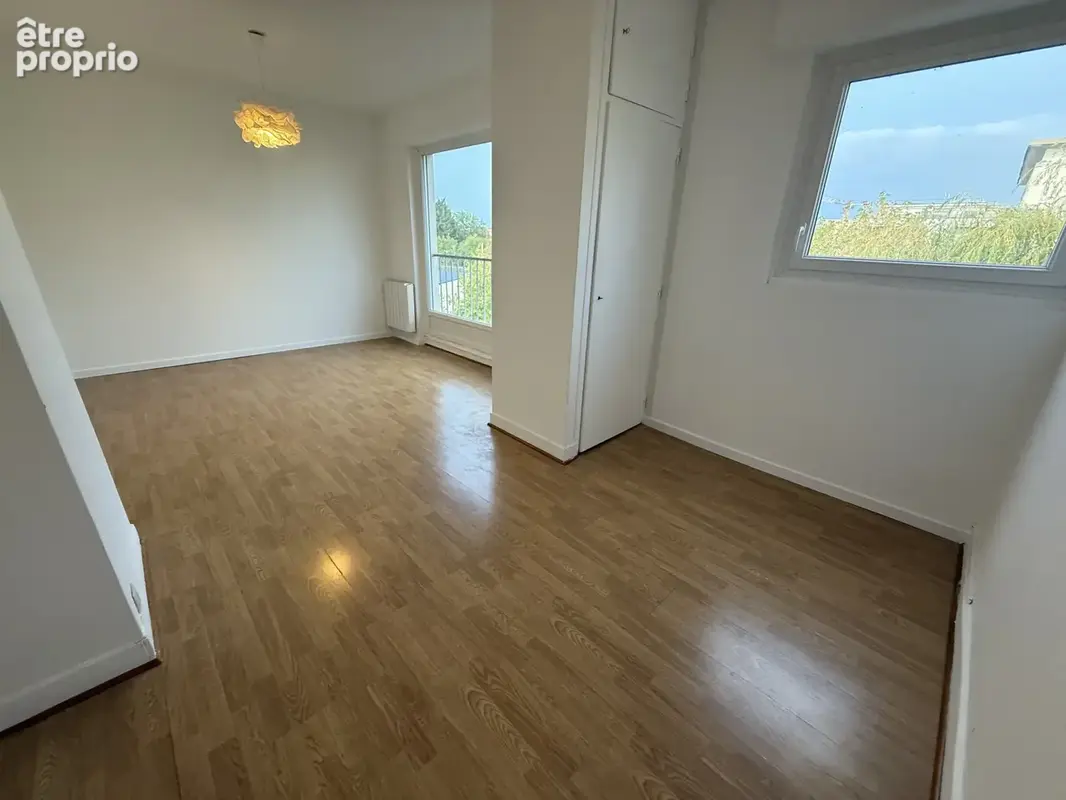 Appartement à SAINT-JEAN-DE-BRAYE