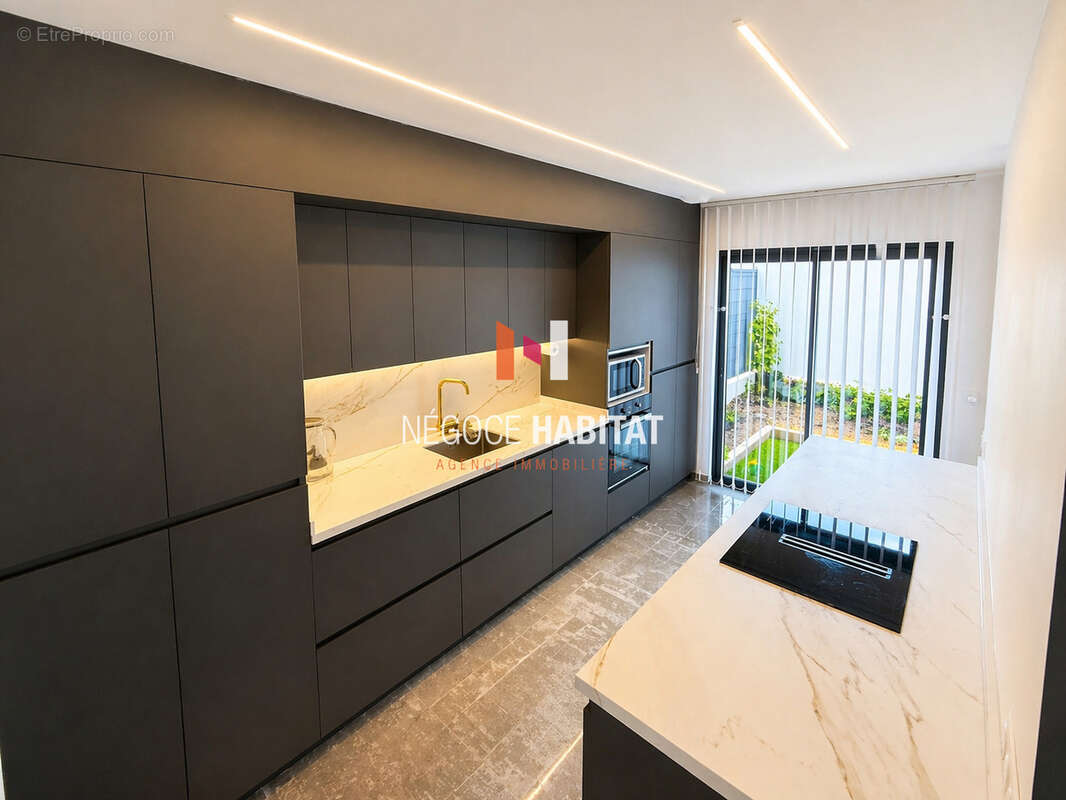 Maison à SAINT-GEORGES-D'ORQUES