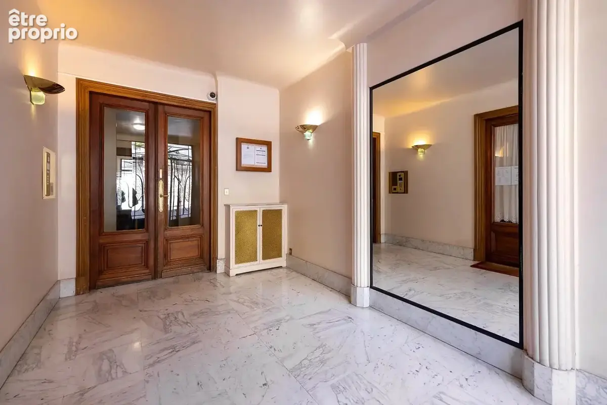 Appartement 5 pièces 170 m² à vendre à Paris-16e (75016) - photo 7