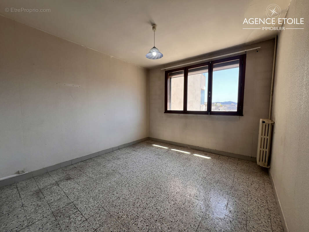 Appartement à MARSEILLE-10E