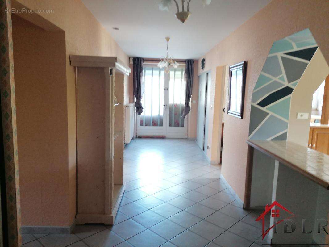 Maison à FAYL-BILLOT