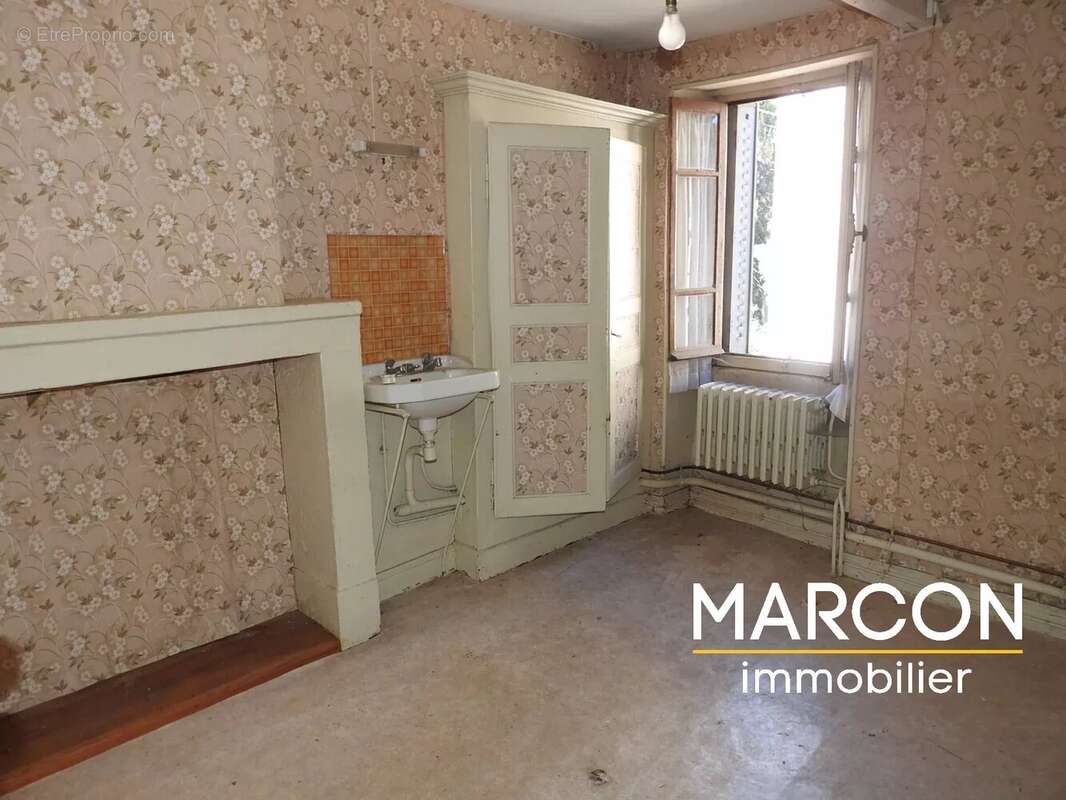 Maison à GENTIOUX-PIGEROLLES