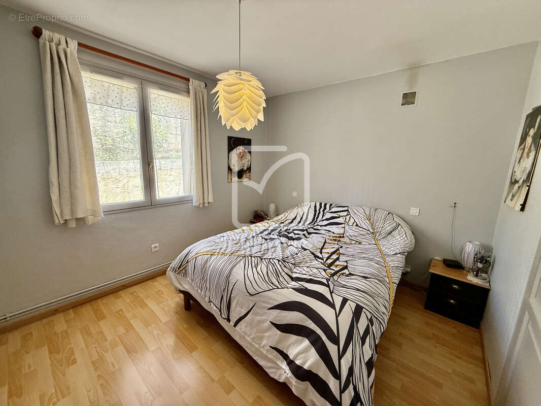 Ensemble immobilier de 2 maisons à vendre à Sarlat - photo 10