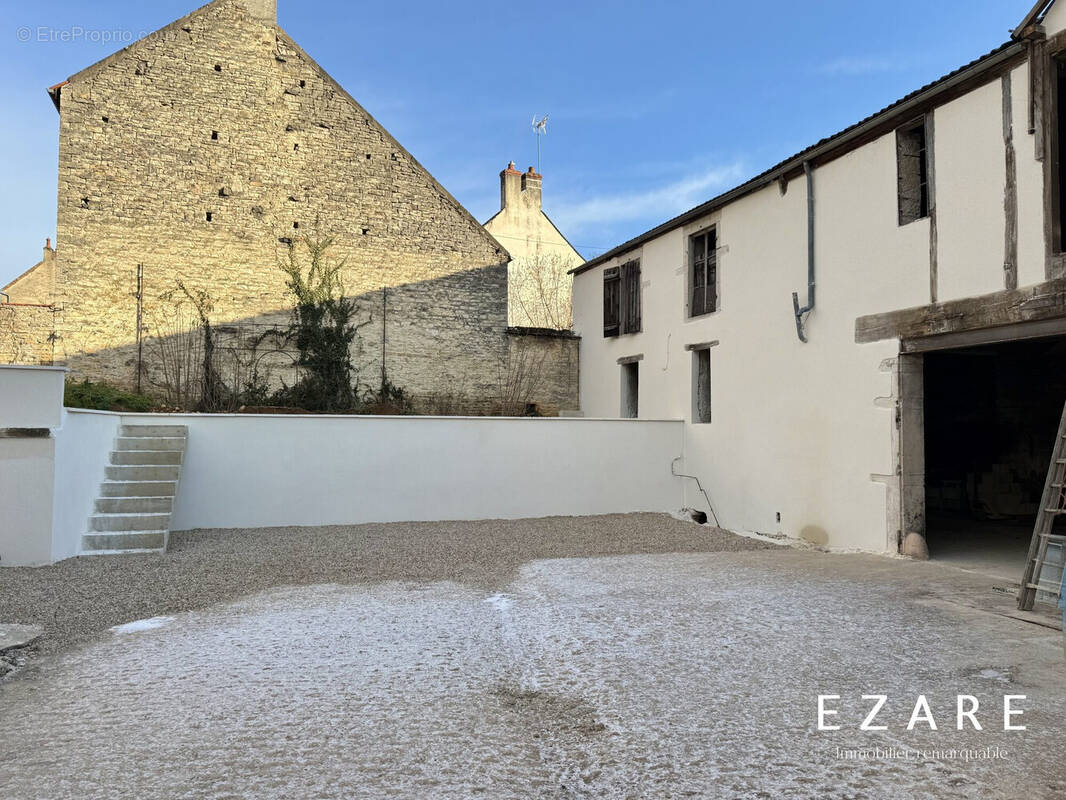 Appartement à SAVIGNY-LES-BEAUNE