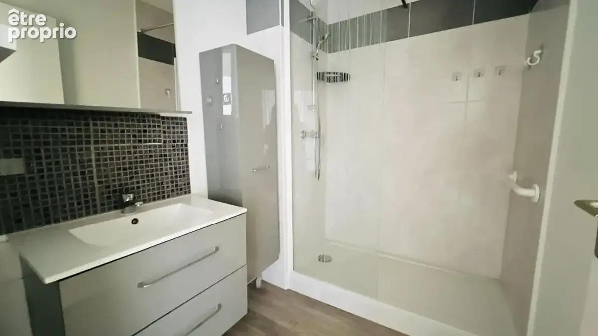 Appartement T3  Angers DOUTRE CHU 65 m² - photo 6