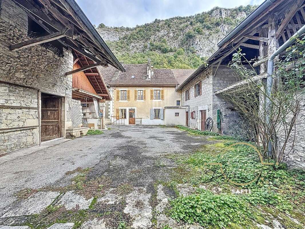 Photo 2 - Maison à LA BALME