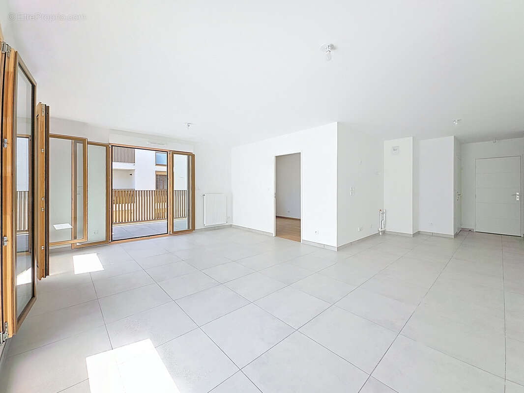 Appartement à LYON-9E