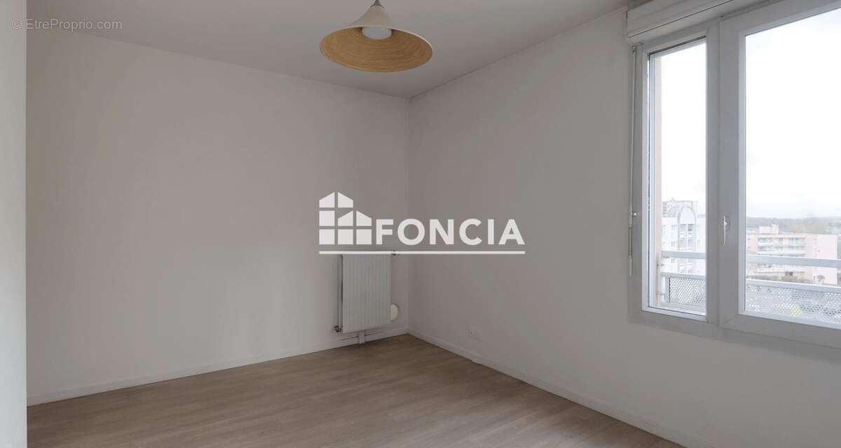 Appartement à MELUN