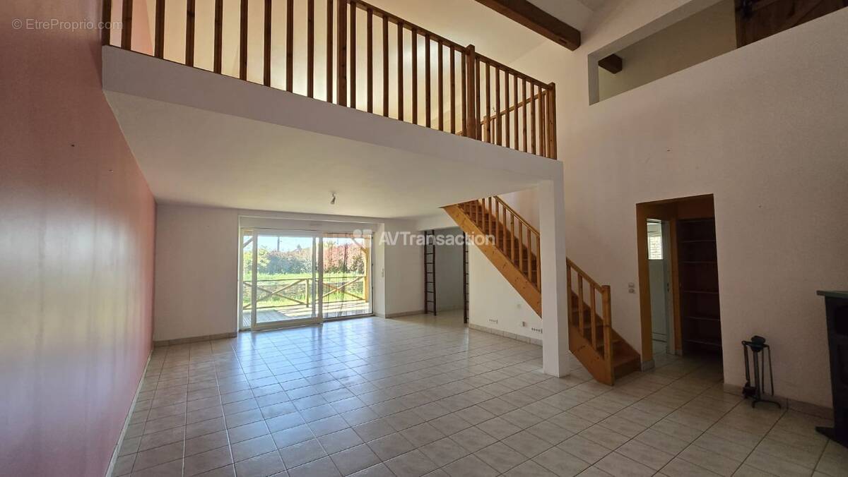 Maison à PIERRECOURT