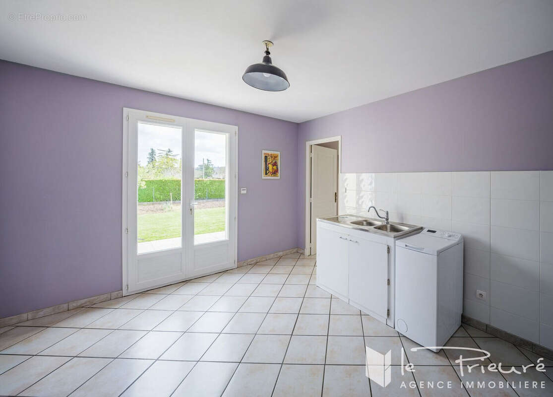 Maison à LESCURE-D'ALBIGEOIS