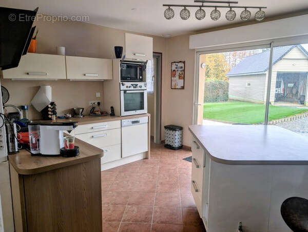 Maison à HORNOY-LE-BOURG