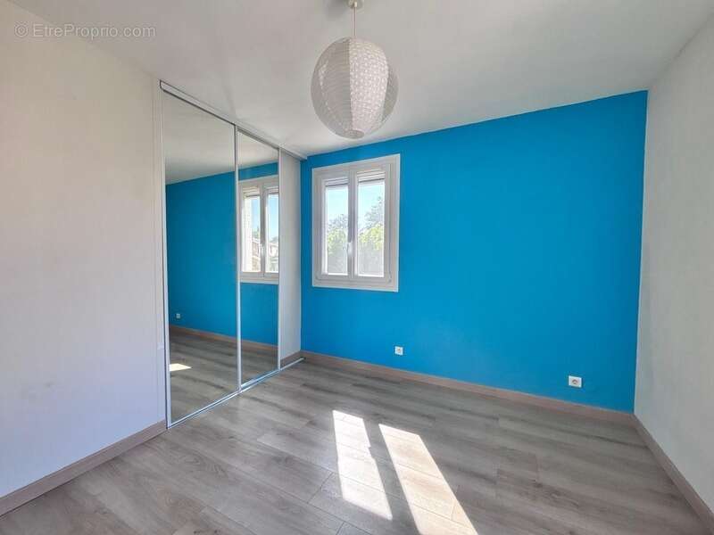 JUVIGNAC – Villa familiale avec T2 indépendant, jardin et piscine - photo 14