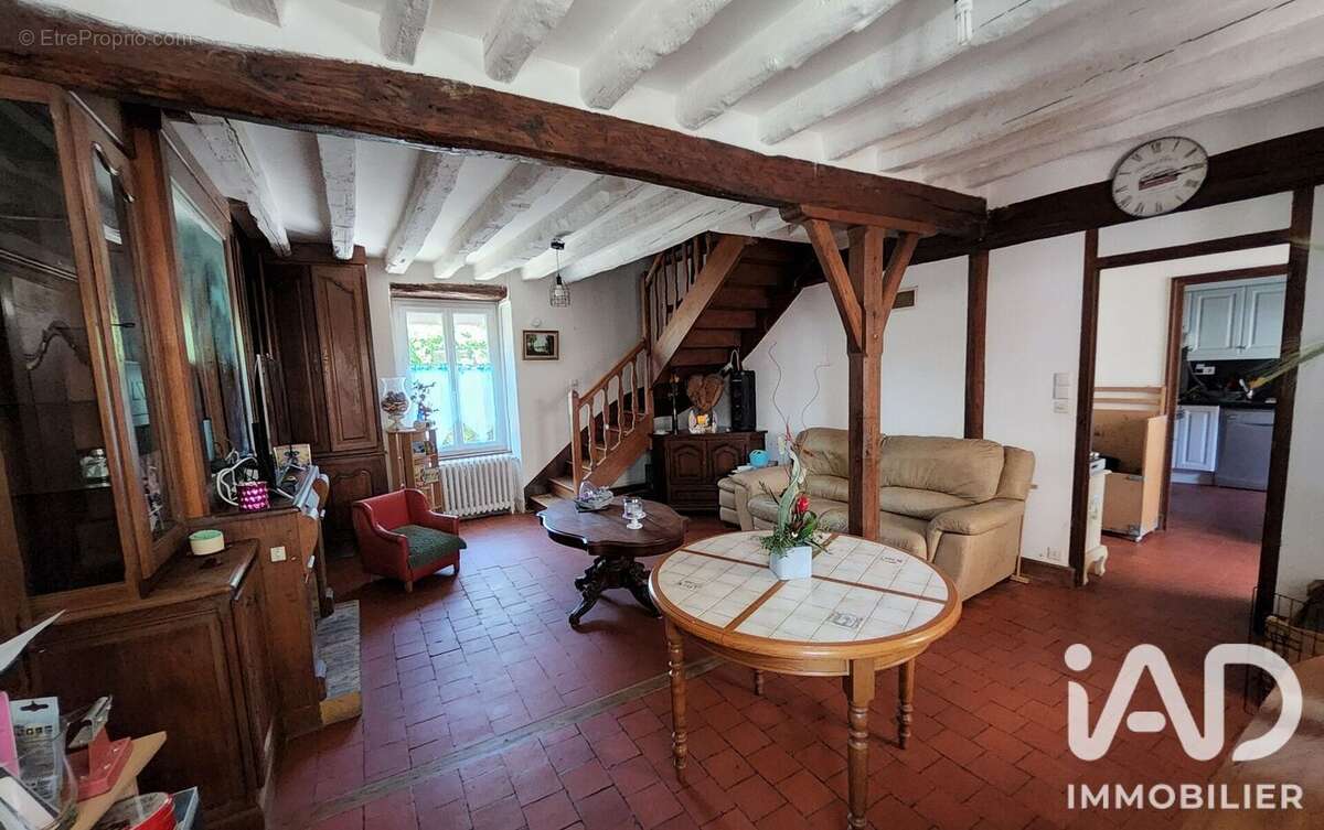 Maison 135 m² à Concriers  - photo 6