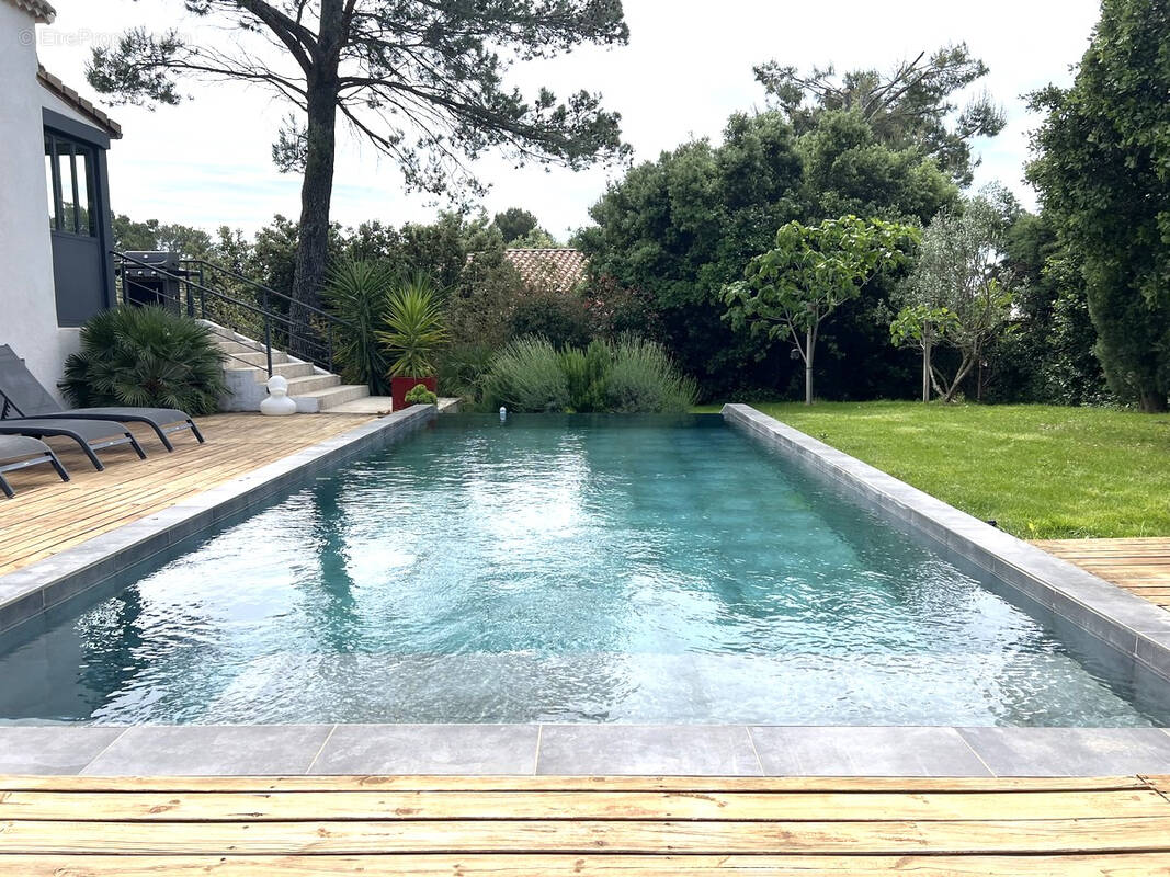 Maison à VILLENEUVE-LES-AVIGNON