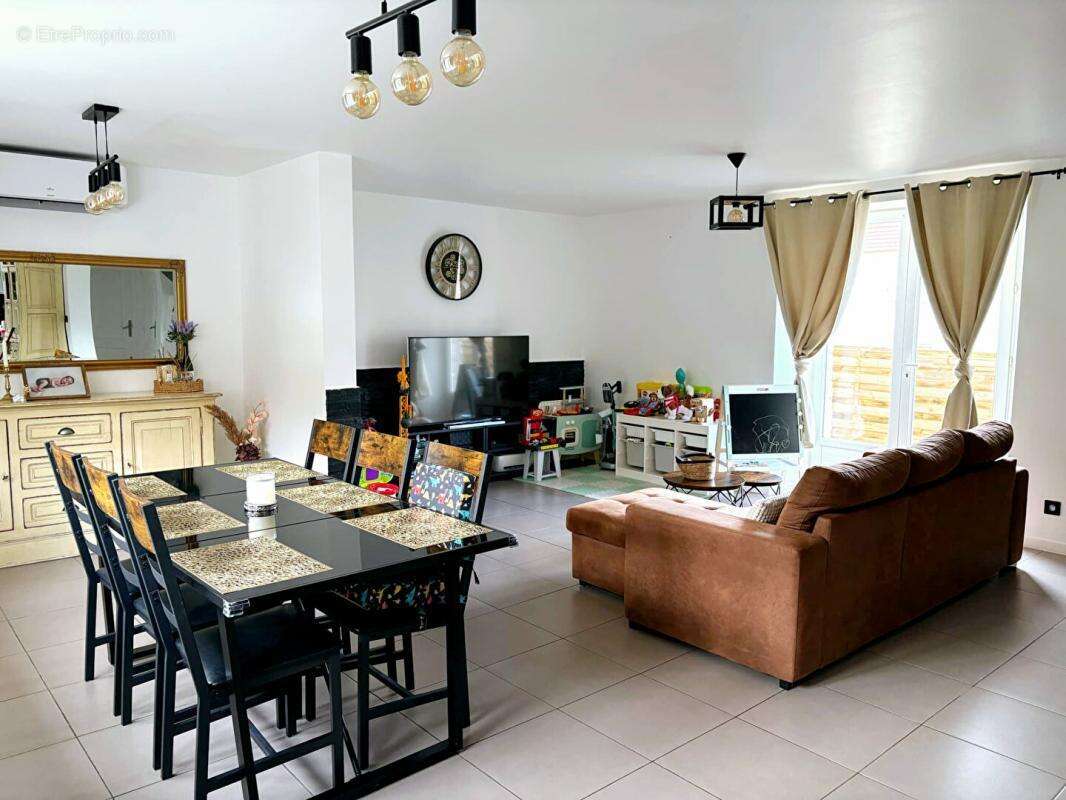 Maison à CREPY-EN-VALOIS