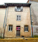 Maison à VOLLORE-VILLE