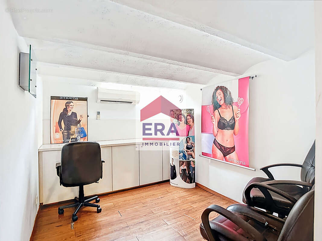 Commerce à MARSEILLE-8E