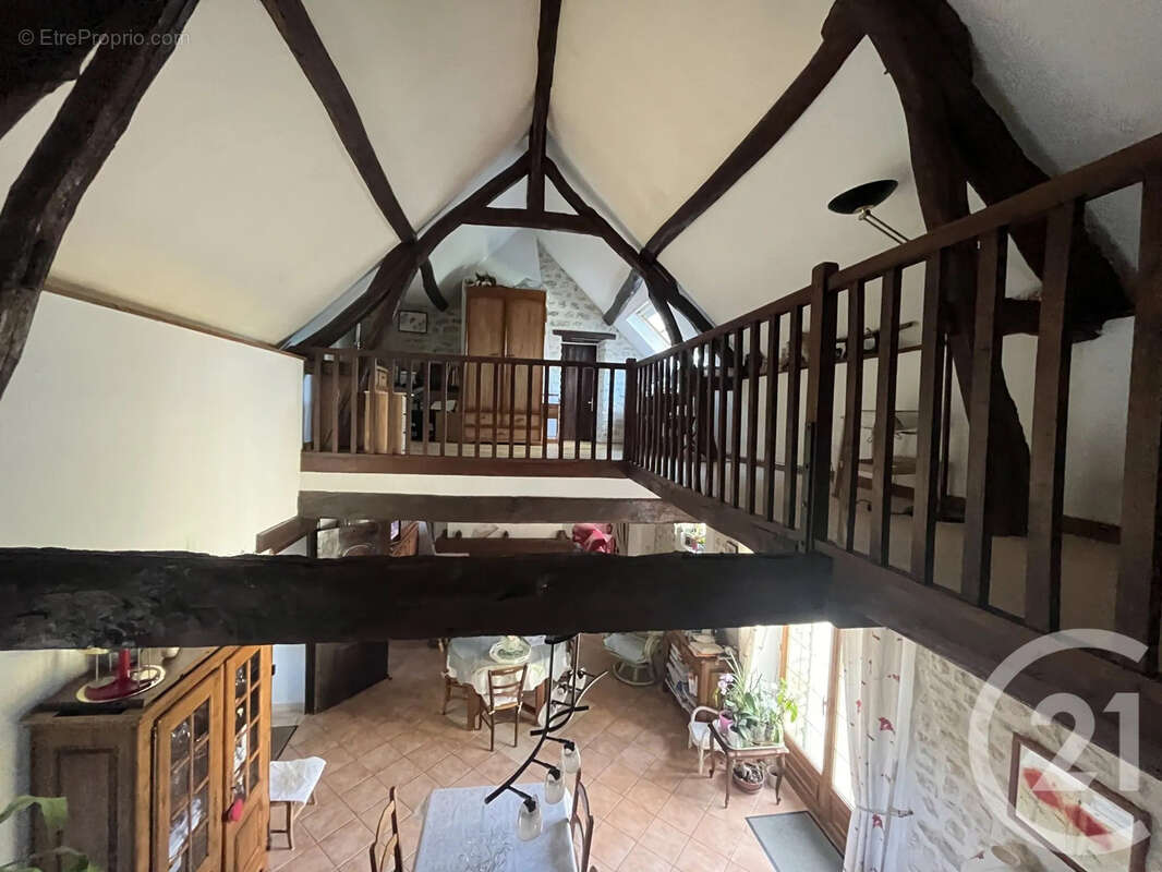 Maison à LA CHAPELLE-REANVILLE