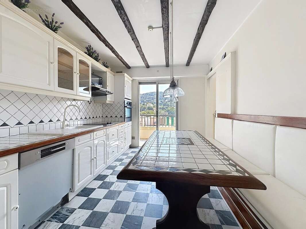 Appartement à LE CANNET