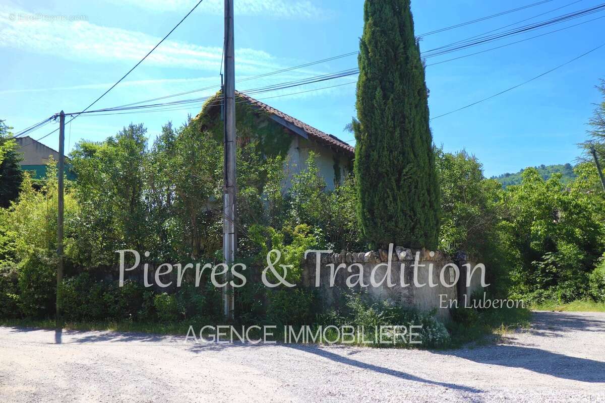 Maison à CERESTE