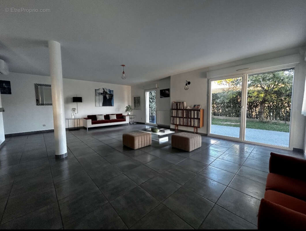 Maison à PONT-DE-L&#039;ISERE