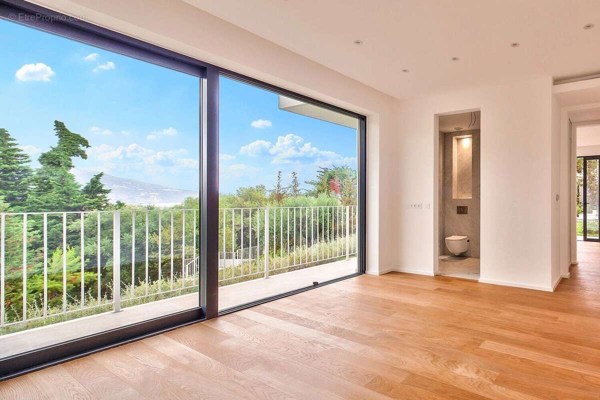 Maison à ROQUEBRUNE-CAP-MARTIN