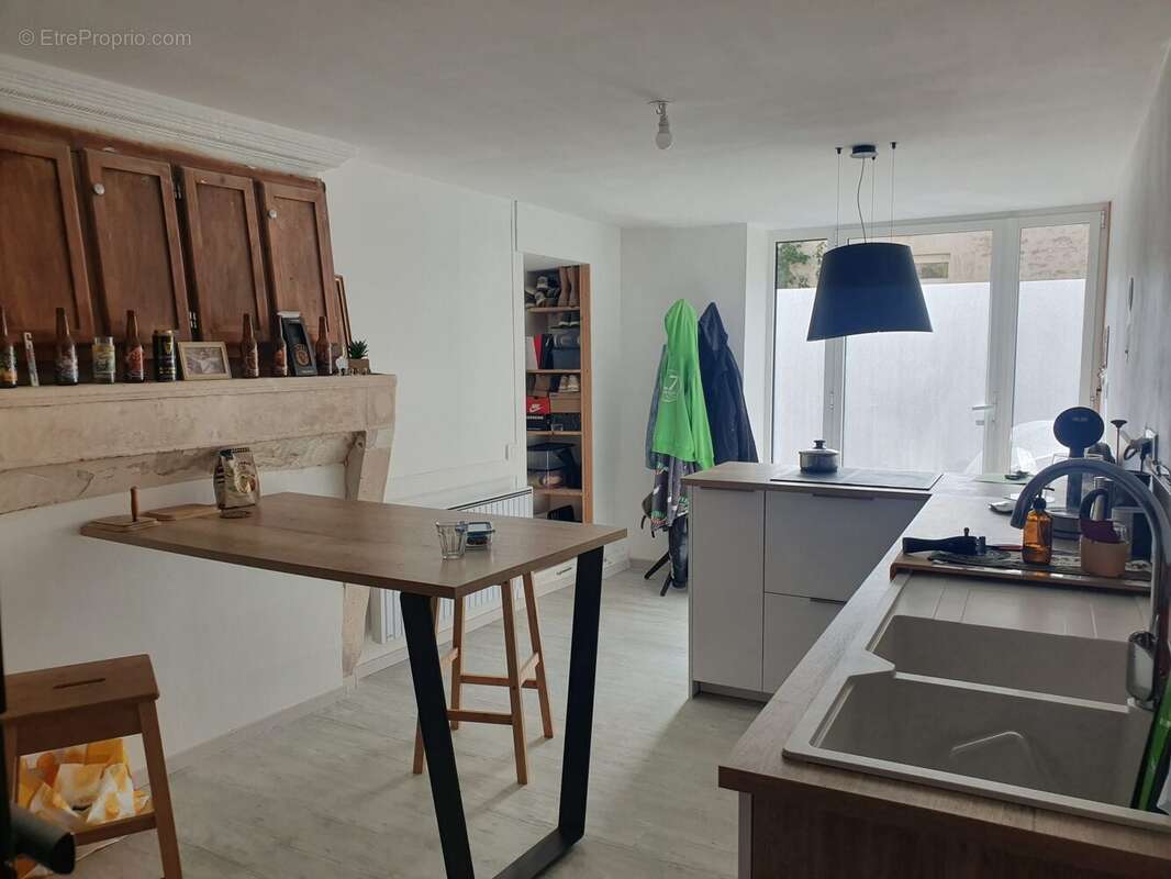 Maison 120 m² à Pisany  - photo 2
