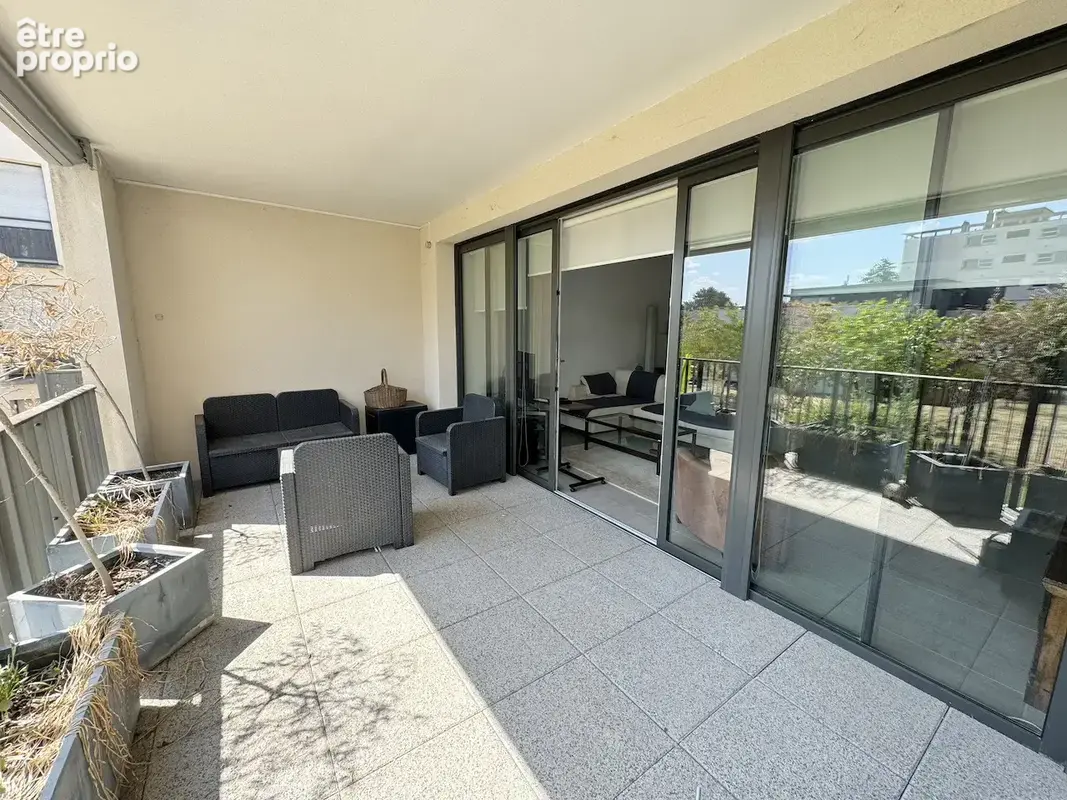 T4 avec terrasse et box proche toutes commodités - photo 10