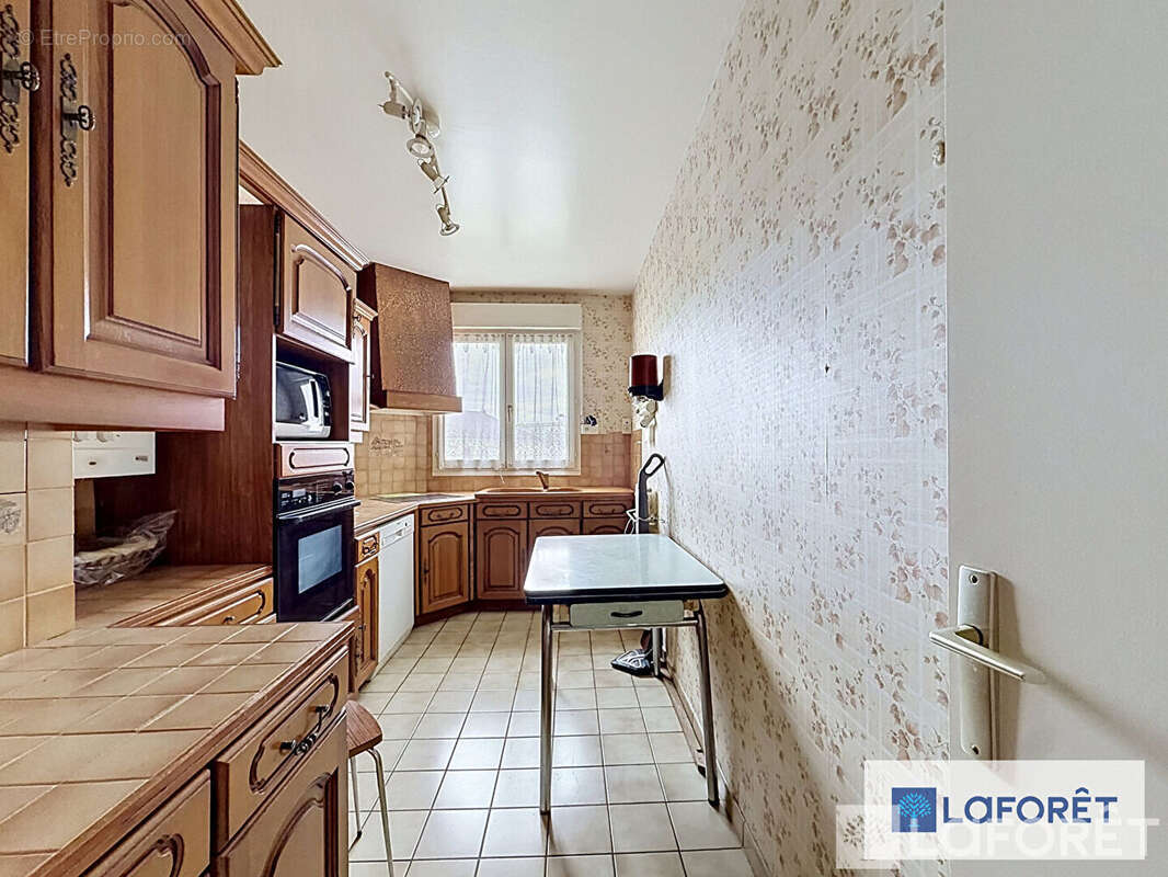 Appartement à LE PLESSIS-TREVISE