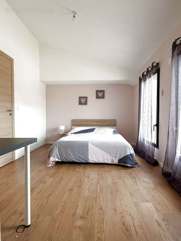 Maison à VIF